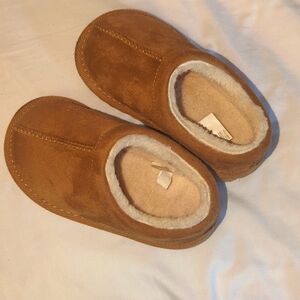 Mini boots (knock off Uggs) Target size 7 toddler girls